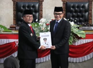 Bupati Imron Sampaikan Pidato Perdana di DPRD