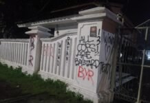 KRKS Gelar Aksi di DPRD Karawang, Tolak Militerisasi dan Dukung Rakyat