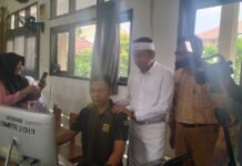 Aturan Baru di Jabar: Tidur Jam 9, HP Disita, Sekolah Lebih Pagi