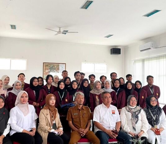 Viral! Aksi Mahasiswa UNSIKA Bangun Desa Dapat Dukungan Netizen