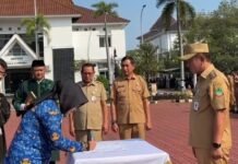 Sebanyak 129 ASN Baru Resmi Dilantik Bupati Aep di Plaza Pemda Karawang