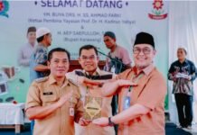 Bupati Aep Hadiri Bazar Sembako Murah, Ratusan Warga Tunggakjati Sambut Antusias