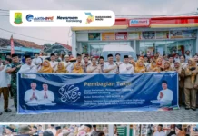 Tarawih Keliling di Masjid Jami Al Huda Cariumulya, Bupati Aep Salurkan Insentif Guru Ngaji