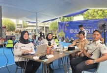 Air Mata dan Senyum Bertemu, Momen Lebaran yang Menggetarkan di Lapas Karawang