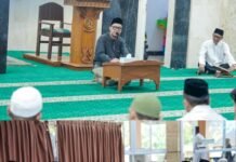 Pemda Karawang Serahkan Bantuan Sarana Ibadah kepada DKM Masjid Baitul Falihin dalam Silaturahmi Ramadhan di Resinda