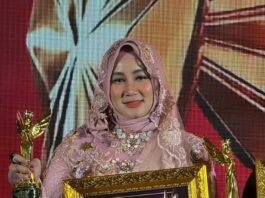 Perempuan, Kepemimpinan, dan Pengabdian: Jejak Inspiratif Dr. Hj. Eka di Hari Kartini