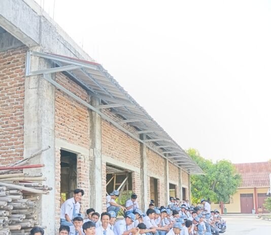 Sosialisasi GOKAR di SMAN 4 Karawang Berlangsung Seru dengan Pembagian Voucher