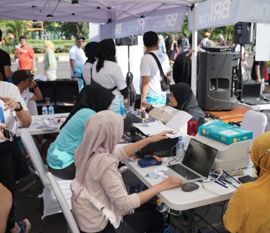 BRI Bekasi Siliwangi Meriahkan CFD Bekasi dengan Promo BRImo dan Cashback hingga Rp300 Ribu