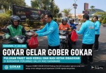 GOKAR Perkuat Kepedulian Sosial Lewat GOBER GOKAR, Bagikan Puluhan Paket Makanan Gratis