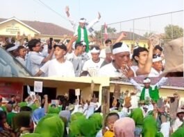 Diiringi Ribuan Warga, Mawa Sumpena Resmi Daftar Calon Kepala Desa Jayabakti Periode 2026–2034