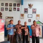 SMPN 1 Karawang Timur dan GOKAR Bahas Kolaborasi Pendidikan serta Pemberdayaan Driver Lokal