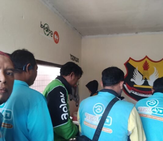 Warung Ojol Polresta Karawang Jadi Jujugan Driver, GOKAR Turut Ramaikan