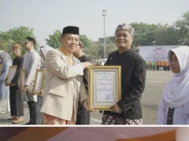 Bupati Karawang Tegaskan Komitmen Layani Masyarakat pada Apel Peringatan Hari Jadi ke-393
