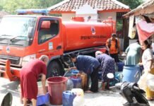 Pemkab Bekasi Salurkan 10,1 Juta Liter Air Atasi Kekeringan